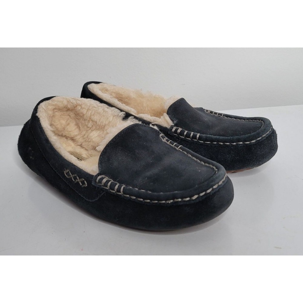 UGG Ansley Moccasin Slippers Shoes Womens 7 Shearling Lined Indoor/Outdoor Black